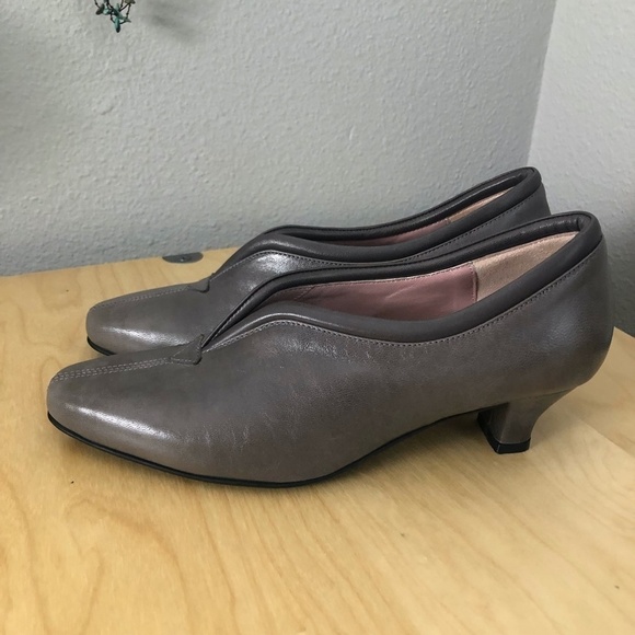 BEAUTIFEEL Leather Pumps - NEW - Picture 7 of 11